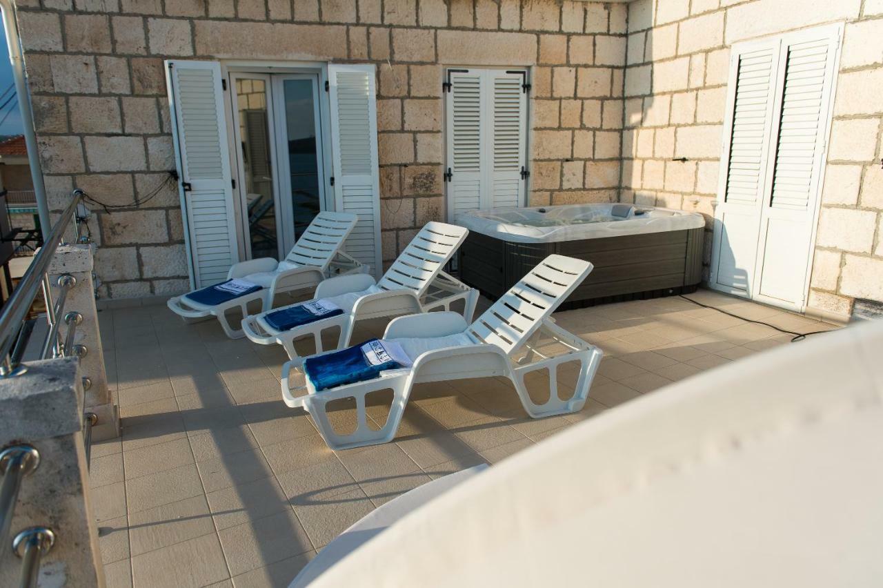 Apartments Cezar Rogoznica  Exterior foto